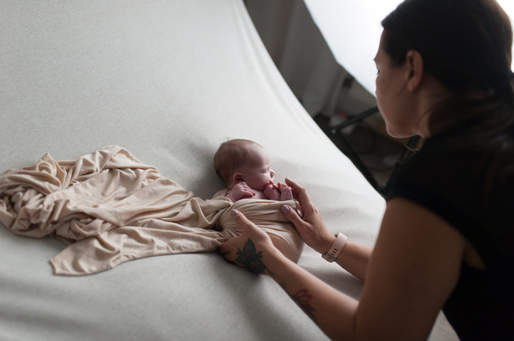 Formations dans l'art de photographier les nouveau-nés ou newborn posing